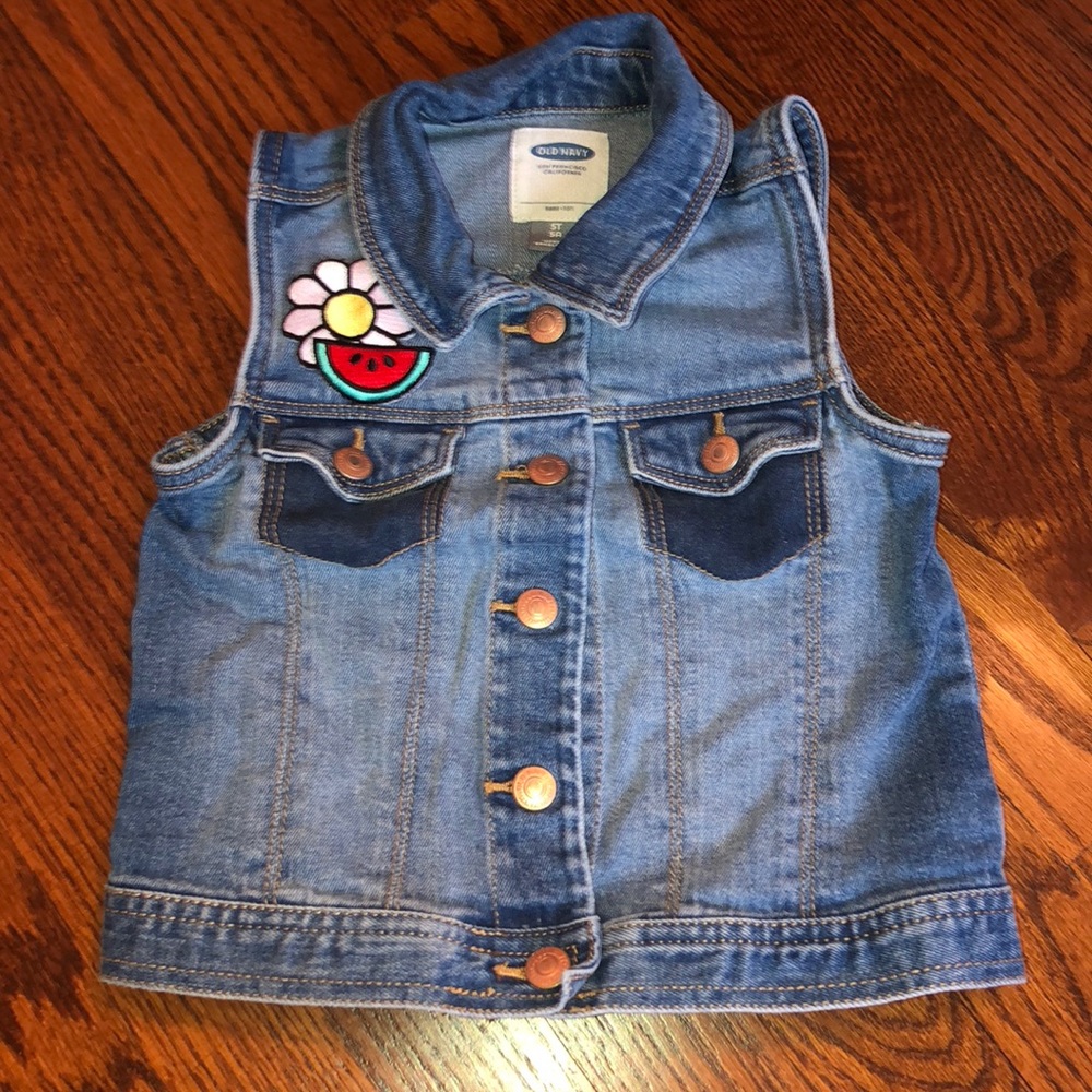 Girls denim vest 5T with patches